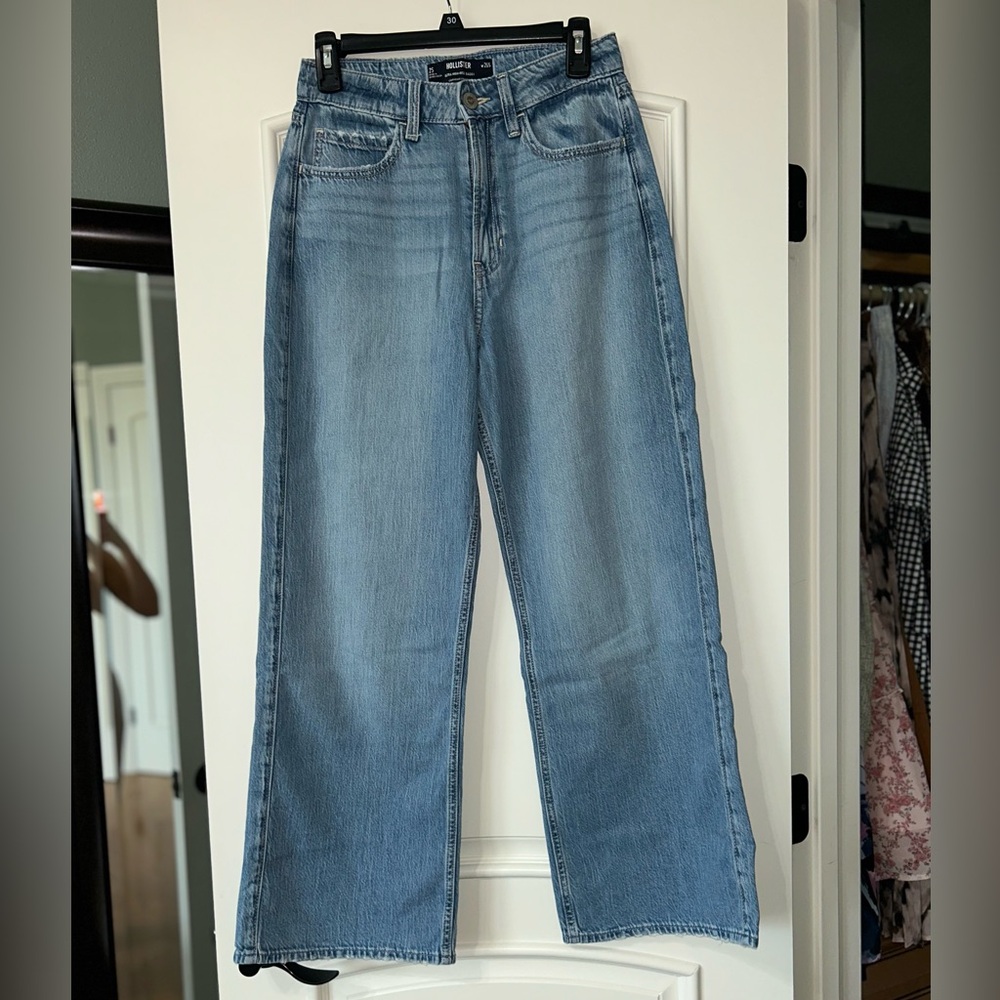 Hollister high rise jeans